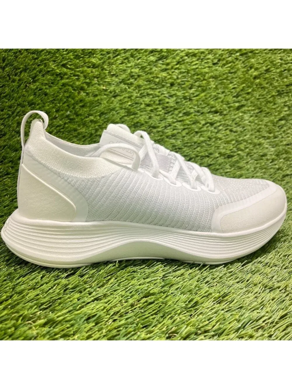 Allbirds Strider Womens Size 8 White Athletic Running Walking Shoes Sneakers